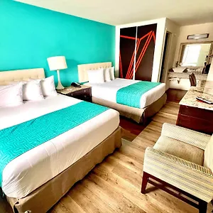 ** Hotel Howard Johnson By Wyndham Downtown United States